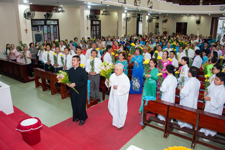 Giáo xứ Hà Nội: Kỷ niệm 17 năm Cung hiến Thánh đường