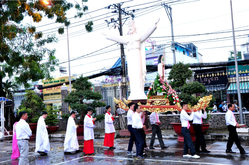 Giáo xứ Bình Thuận (Tân Sơn Nhì): Mừng Lễ Thánh Têrêsa