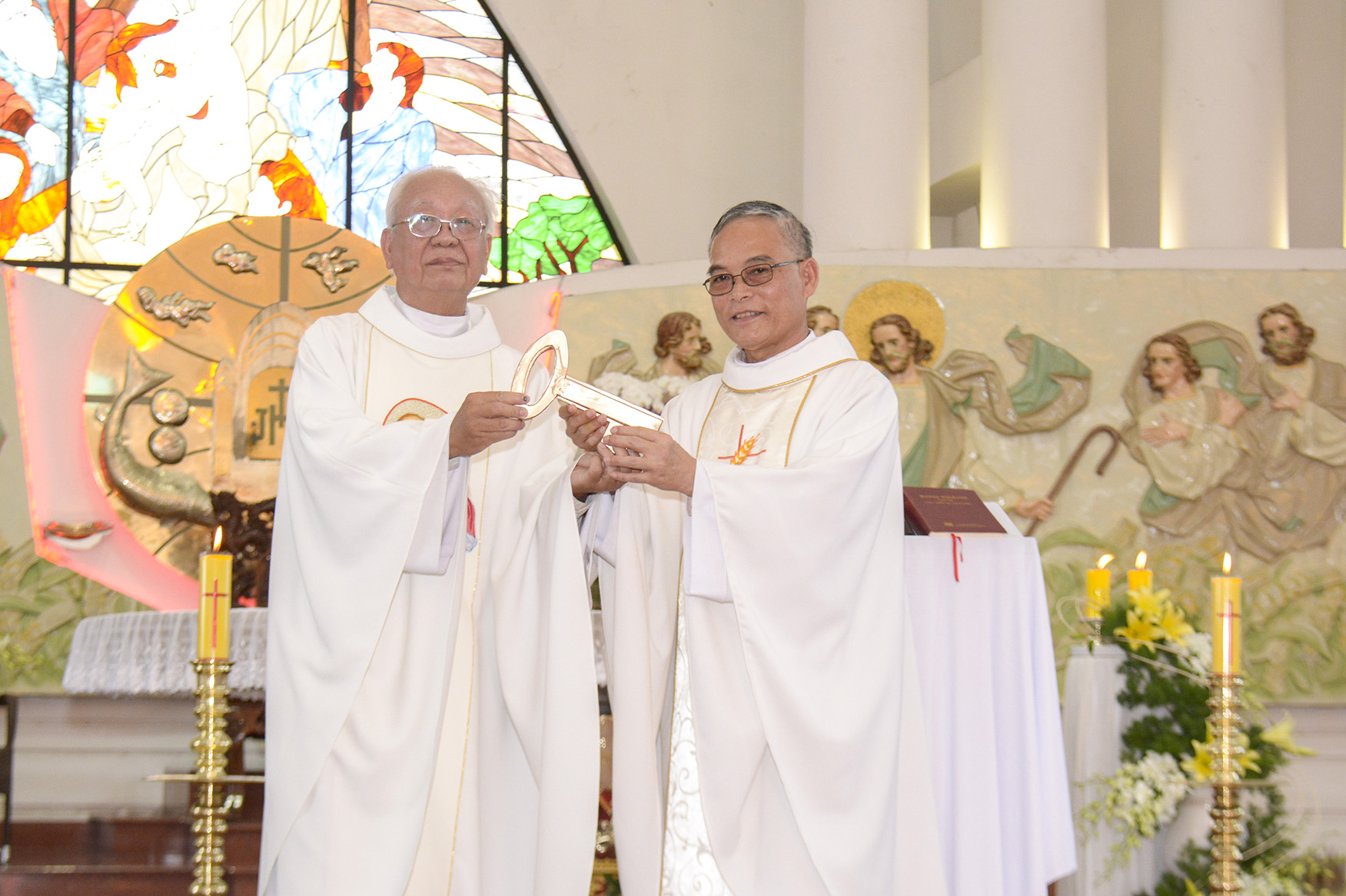 Thánh lễ Tạ ơn và Nhậm chức Chánh xứ, Phó xứ Tân Phước ngày 08.09.2020