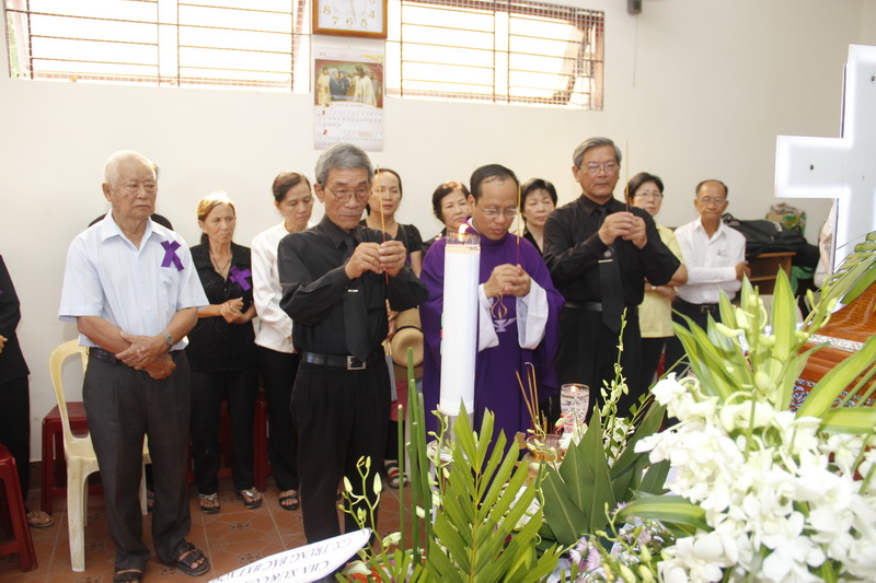 Giáo xứ Nữ Vương Hòa Bình: Thánh Lễ tưởng niệm, tri ân và cầu nguyện cho cố linh mục Giuse Phạm Trung Thu