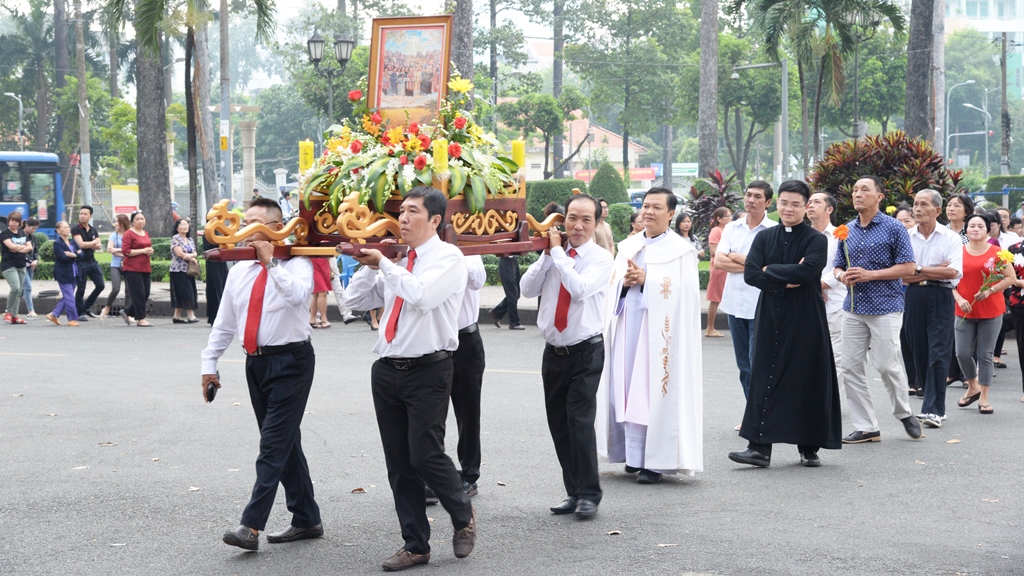 Giáo xứ Jeanne D'Arc: Mừng kính trọng thể các Thánh Tử Đạo Việt Nam 17.11.2019