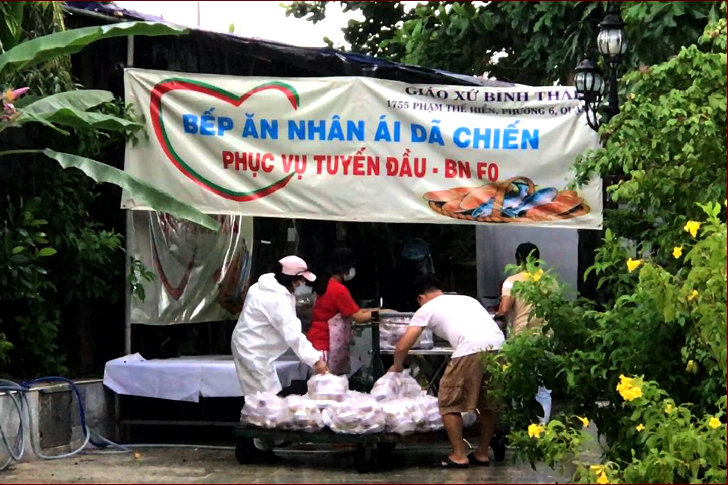 Bếp ăn nhân ái dã chiến