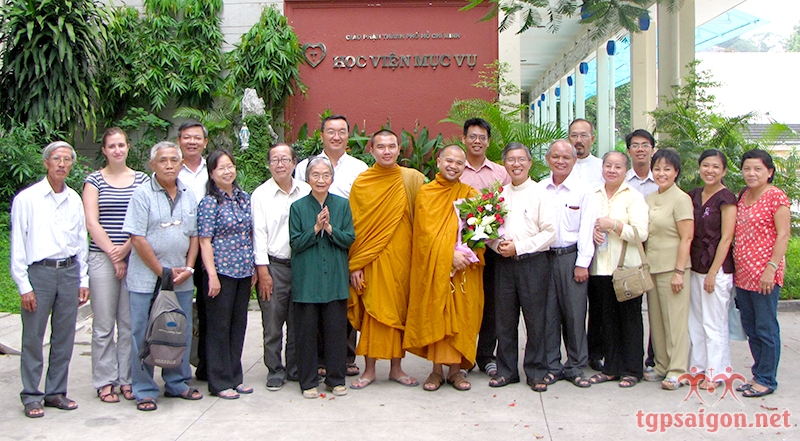 Ban MV Đối thoại liên tôn TGP: Gặp gỡ để hiểu biết